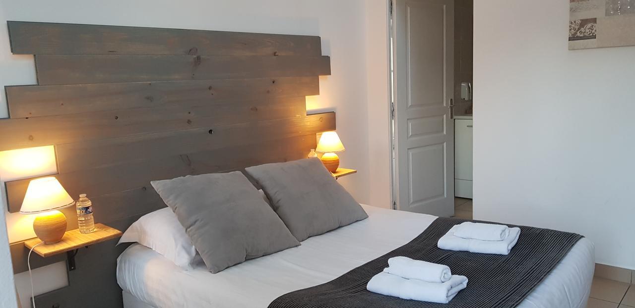 Hotel Restaurant Le Mulberry Arromanches Екстер'єр фото